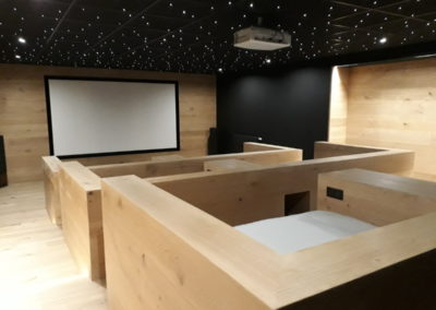 Aménagement d’une salle de cinéma privée dans un sous-sol  Cap-Ferret – Lège Cap-Ferret – Bassin d’Arcachon